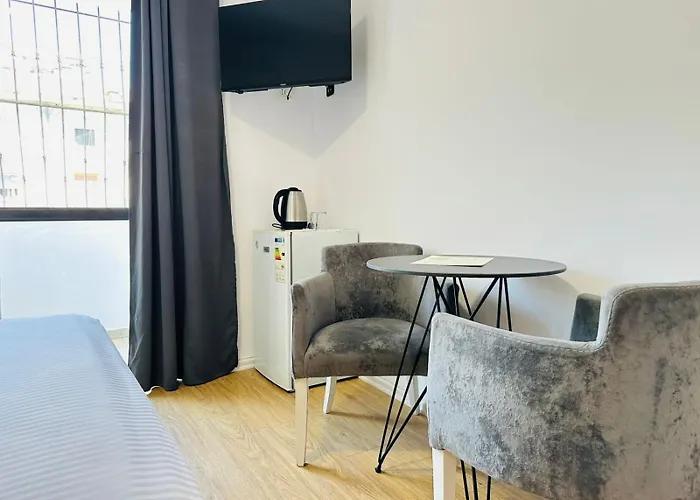 Sela Rent- And Apartament *